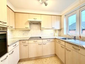 Kitchen- click for photo gallery